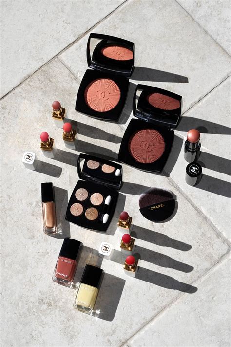 spring 2022 chanel makeup|NEW CHANEL SPRING SUMMER MAKEUP COLLECTION 2022.